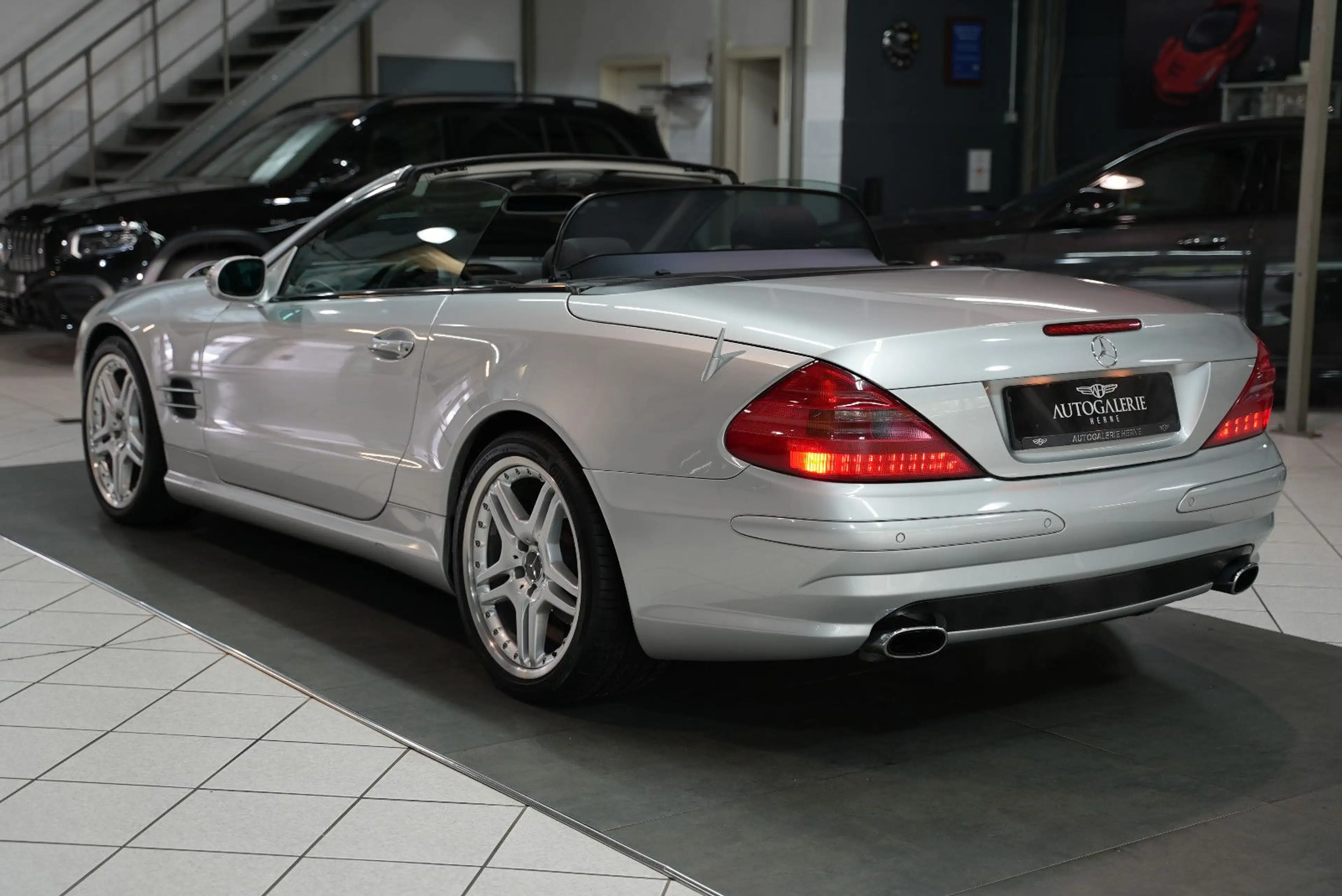 Mercedes-Benz SL 500 *2.HAND*SCHECKHEFT*AIRMATIC*MEMORY*SITZBEL — photo 6