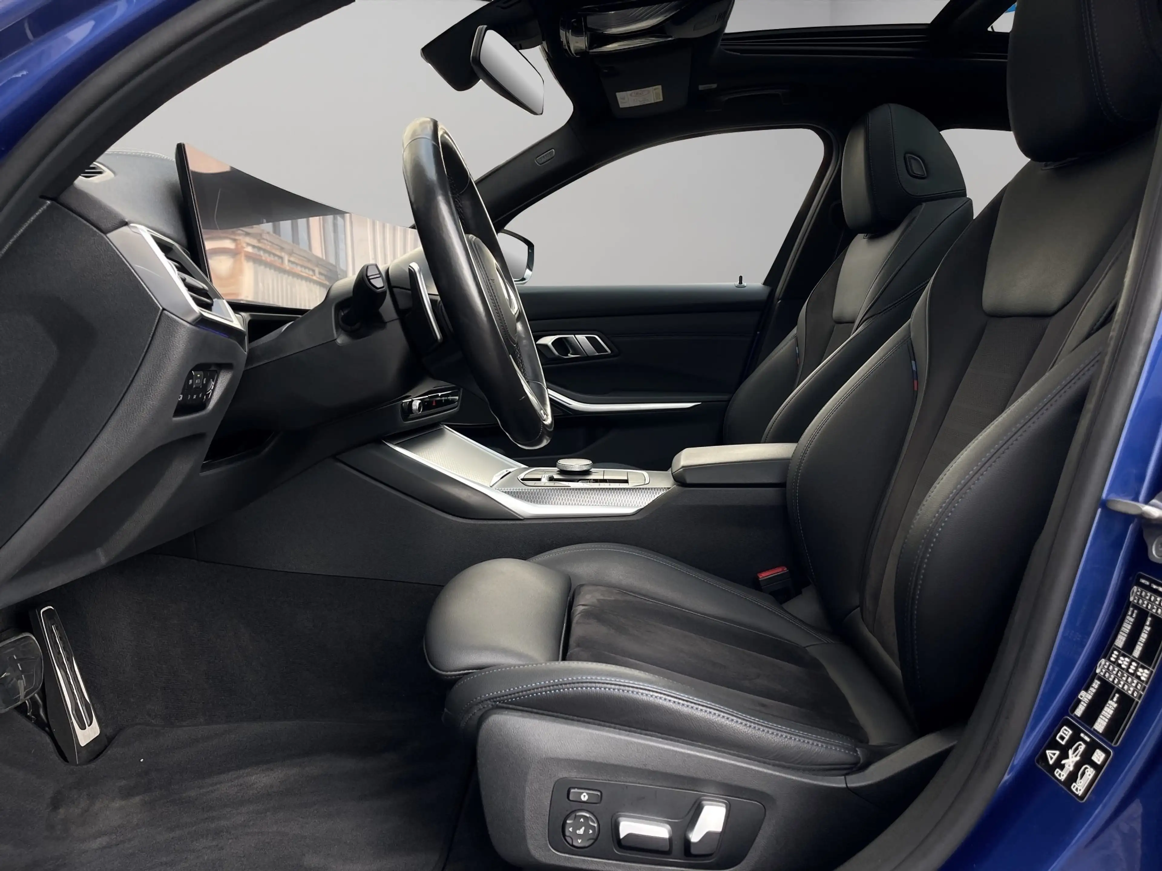 BMW 340 M340i xDrive Touring — photo 9