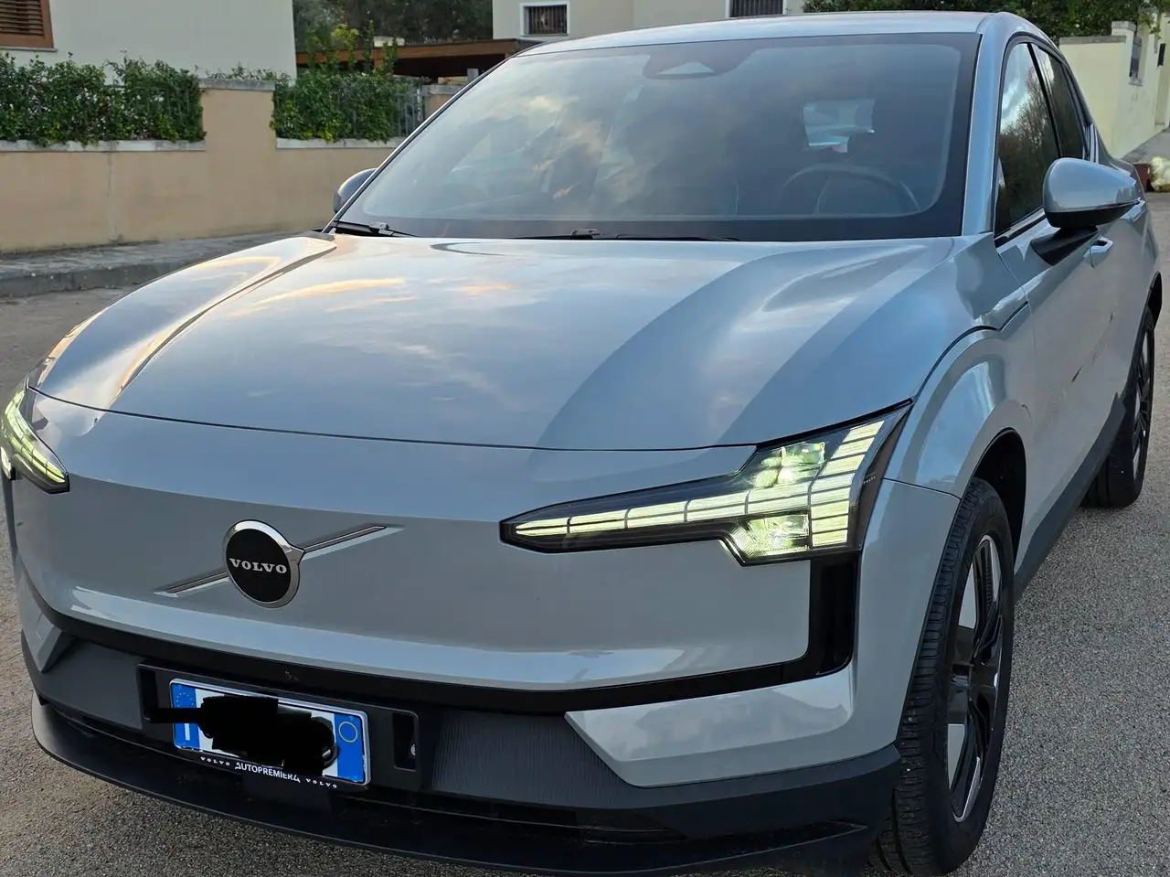 Volvo EX30