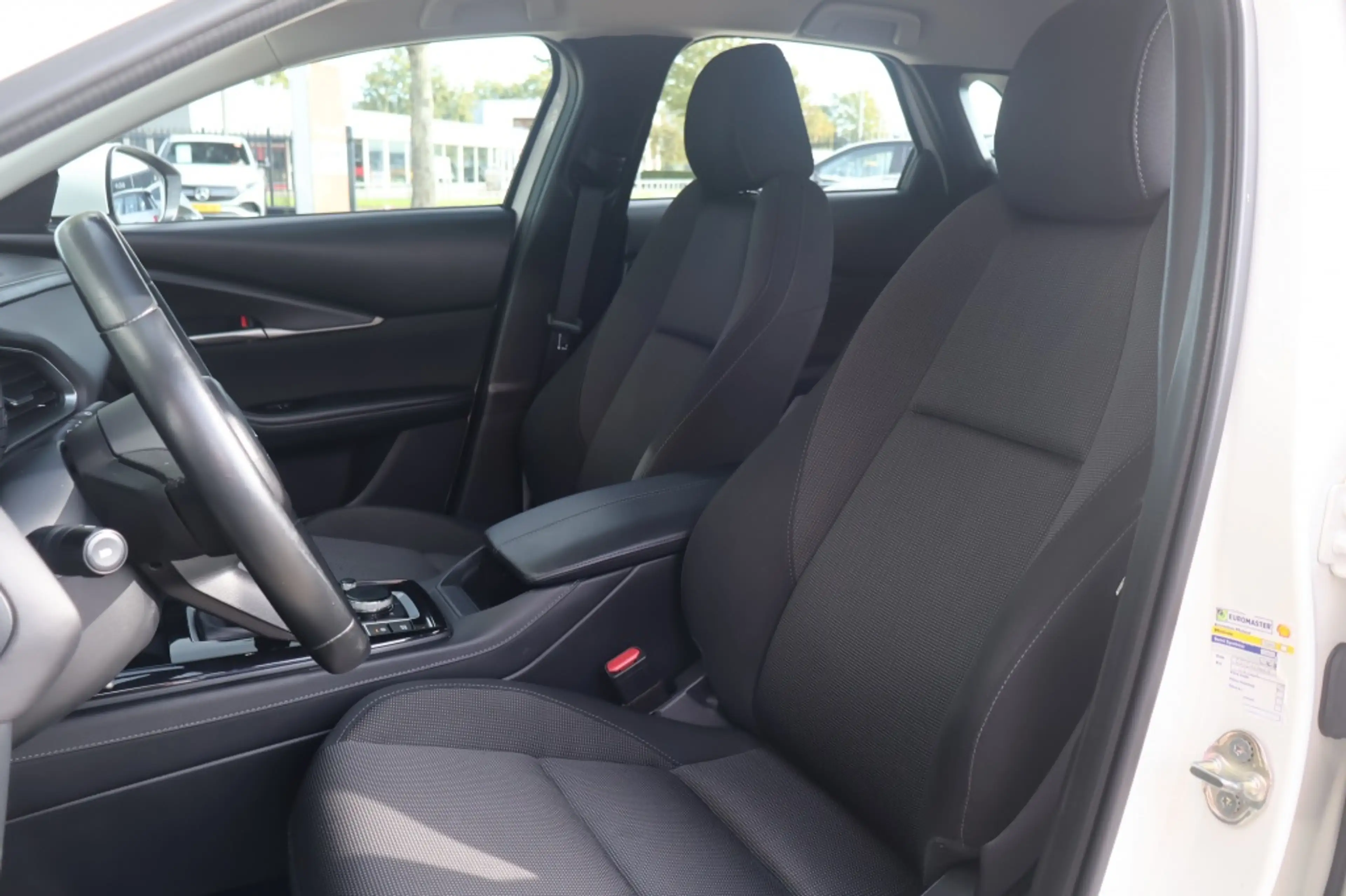Mazda CX-30 E-Skyactiv G 122pk — photo 6