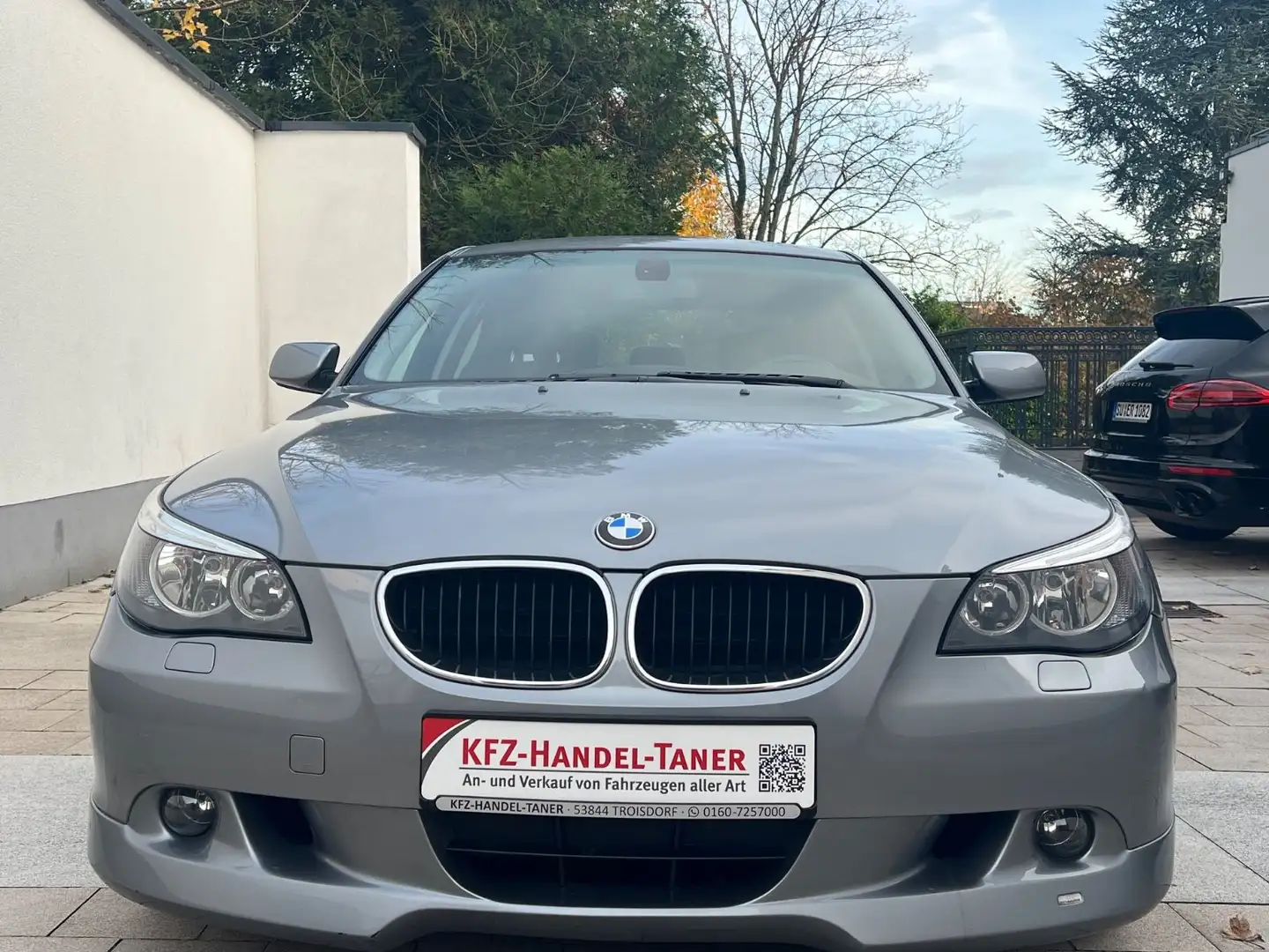 BMW 520 i/Limo/Schnitzer/1Hand/Tüv/Insp Neu Grau - 2