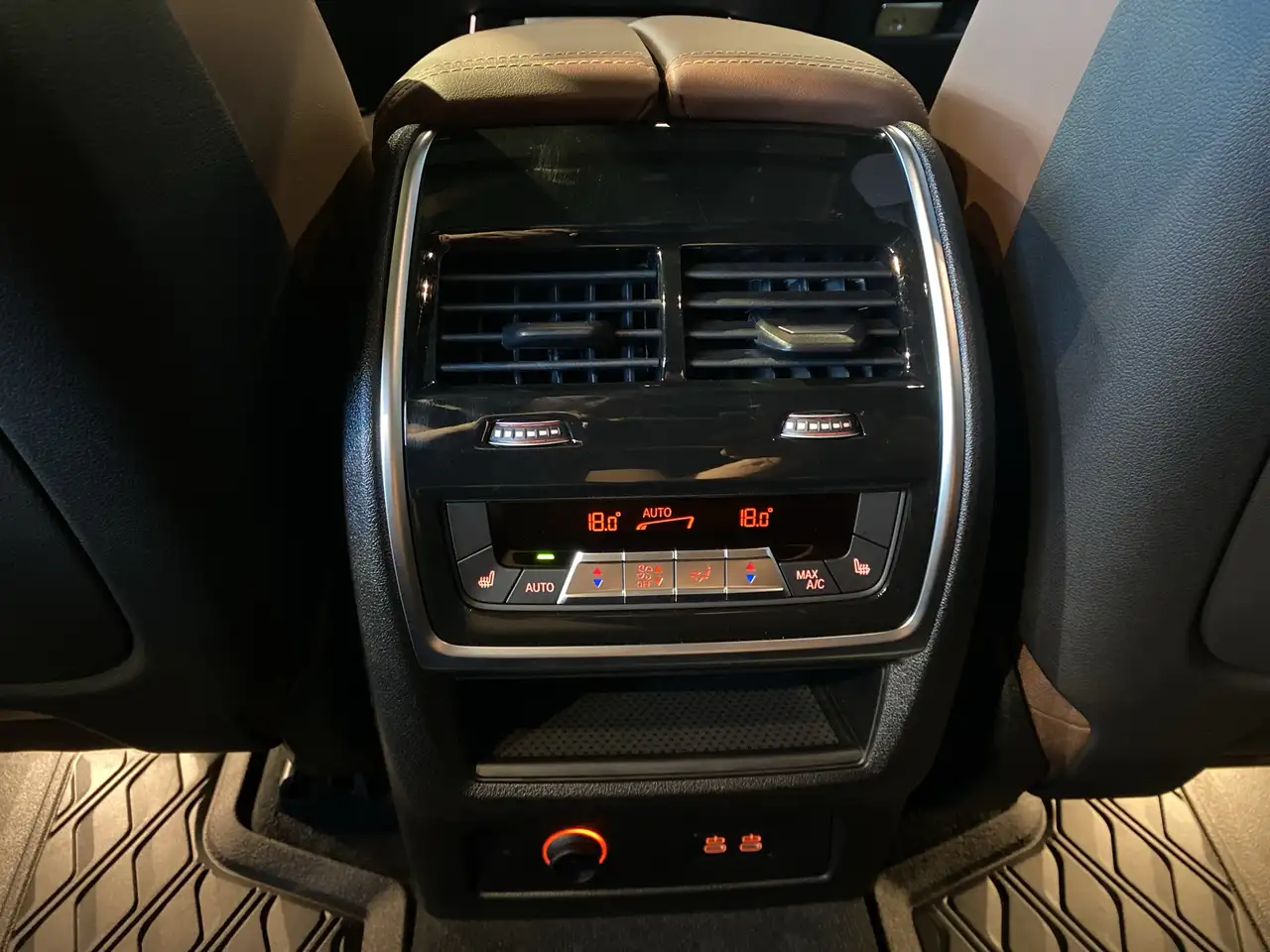 BMW X7 снимка BMW X7