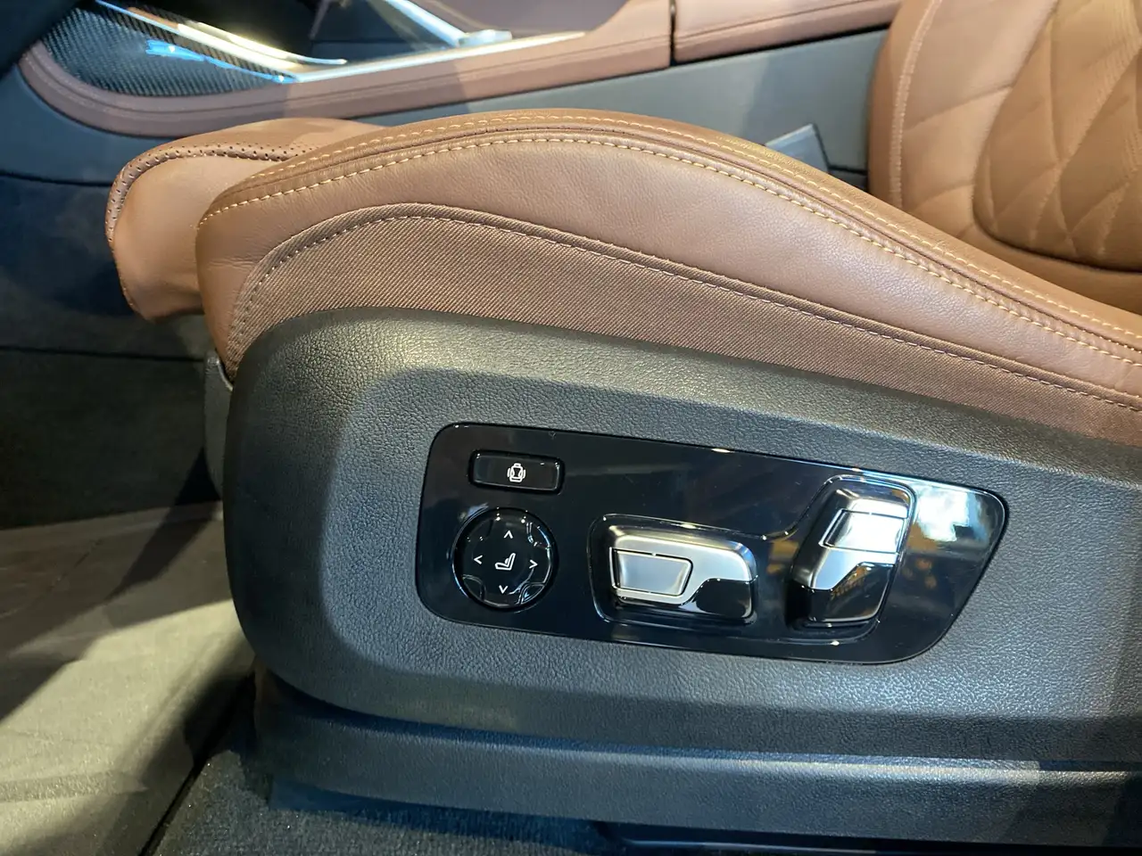 BMW X7 снимка BMW X7