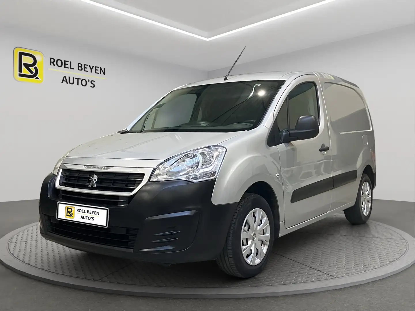 Peugeot Partner 1,6HDI Airco Prijs = all-in 12M Omniumgarantie Argent - 1