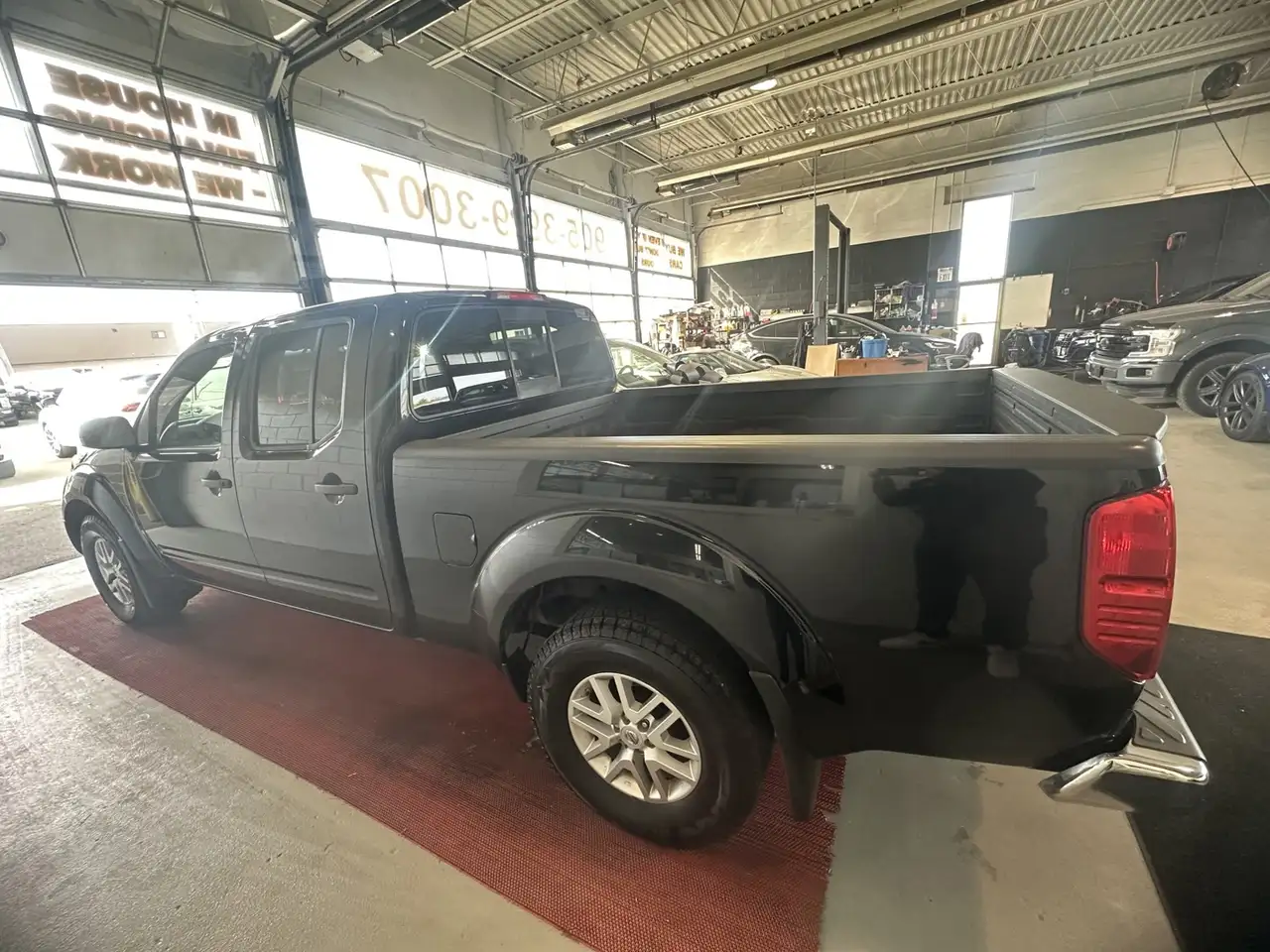 Nissan Frontier снимка Nissan Frontier