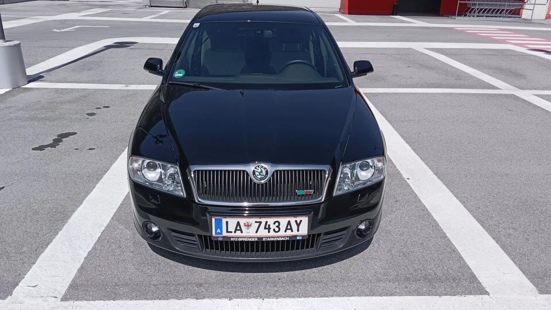 Skoda Octavia RS FSI Turbo - 2