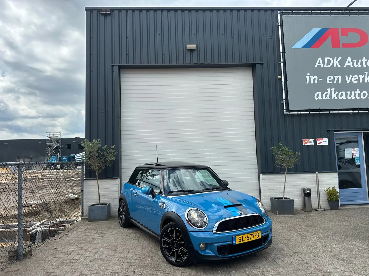 MINI Cooper S Mini 1.6 Westminster PANO/NAVI/XENON/LEDER/STOELVE Blauw - 2