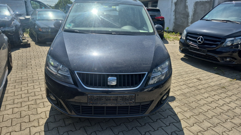 SEAT Alhambra Alhambra Diesel 2.0 TDI Ecomotive Style — photo 2