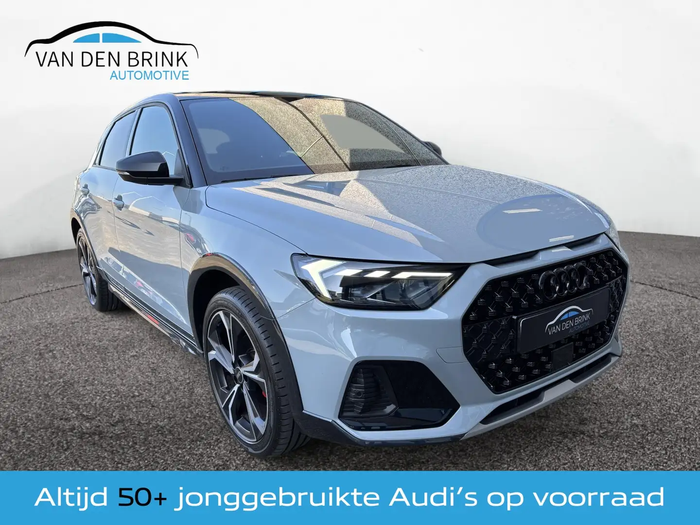 Audi A1 citycarver 35 TFSI S-line Edition One Gris - 1