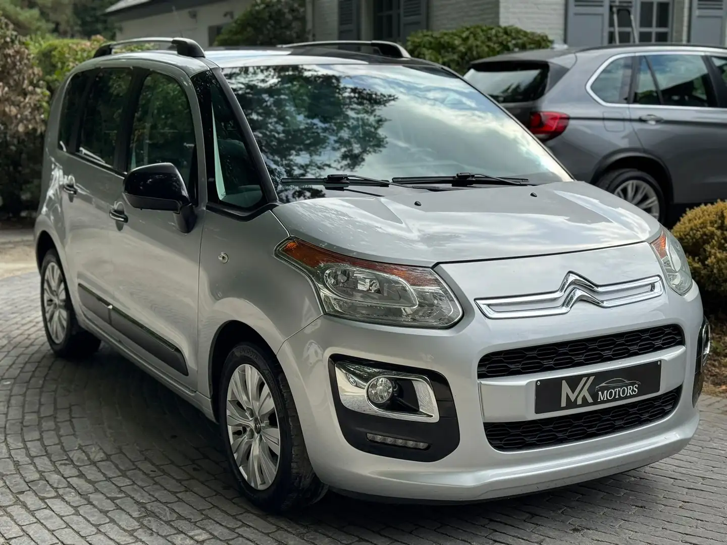 Citroen C3 Picasso 1.2i Benzine /Exclusive/Panodak/Navi/Camera/Cruise Argent - 1