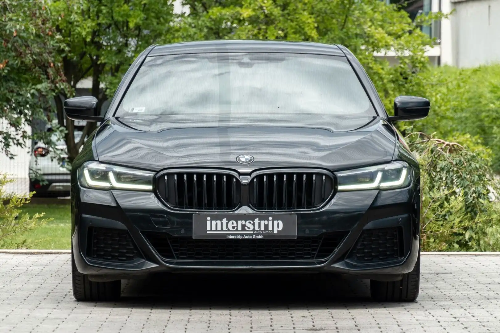 BMW 530 e xDrive M SPORT.DR.ASS.PR.ASS.HIFI.LHZ.LED Schwarz - 2
