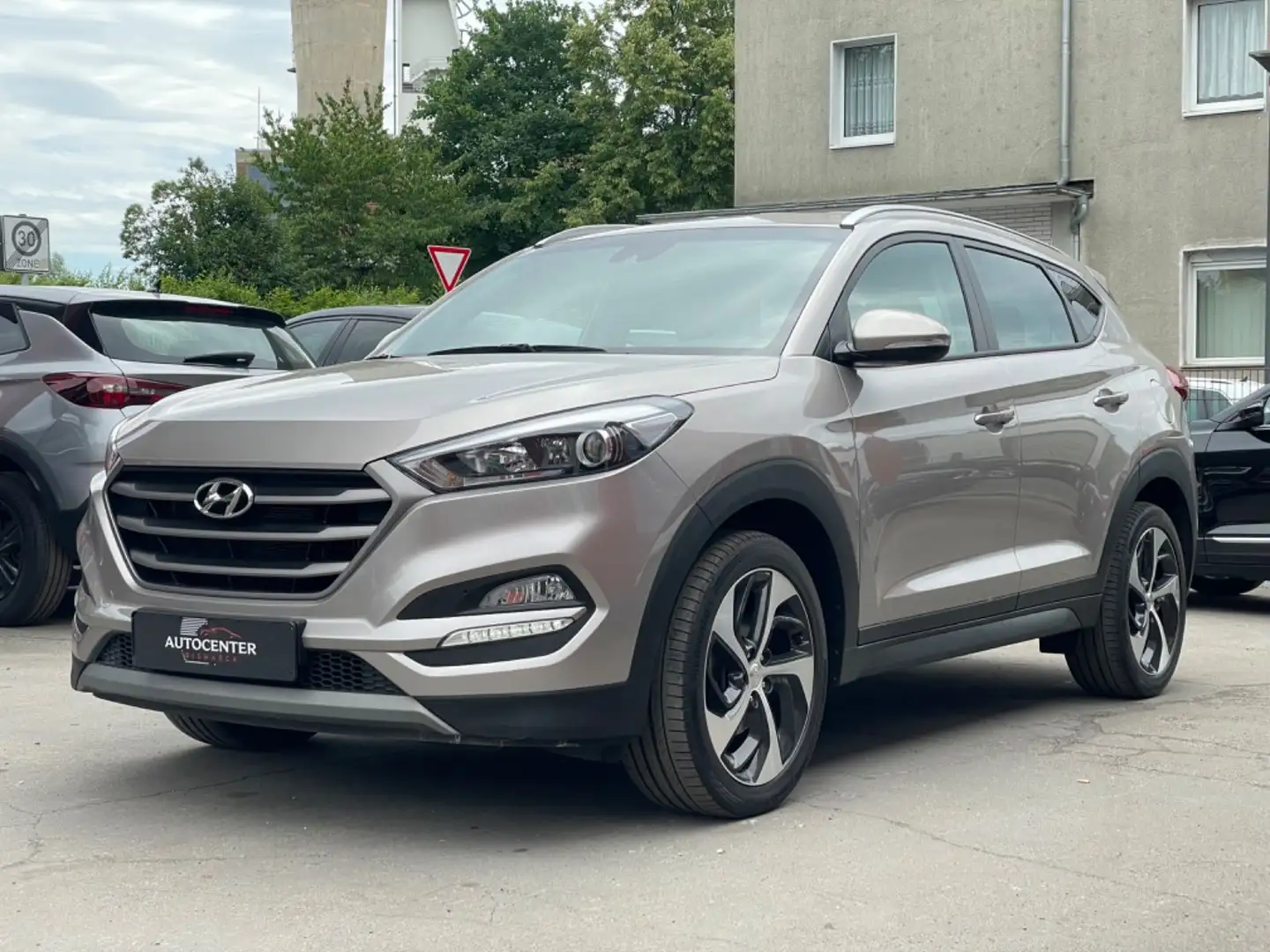 Hyundai TUCSON Advantage 4WD Wit - 2