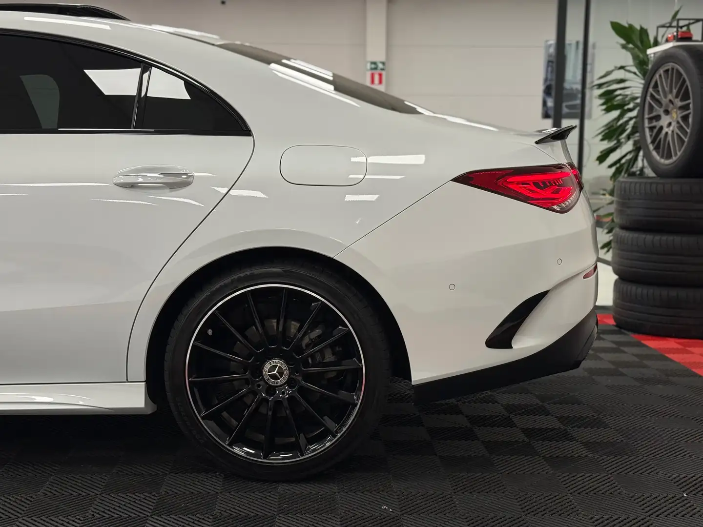 Mercedes-Benz CLA 200 AMG Line * EN PREPARATION * Weiß - 2