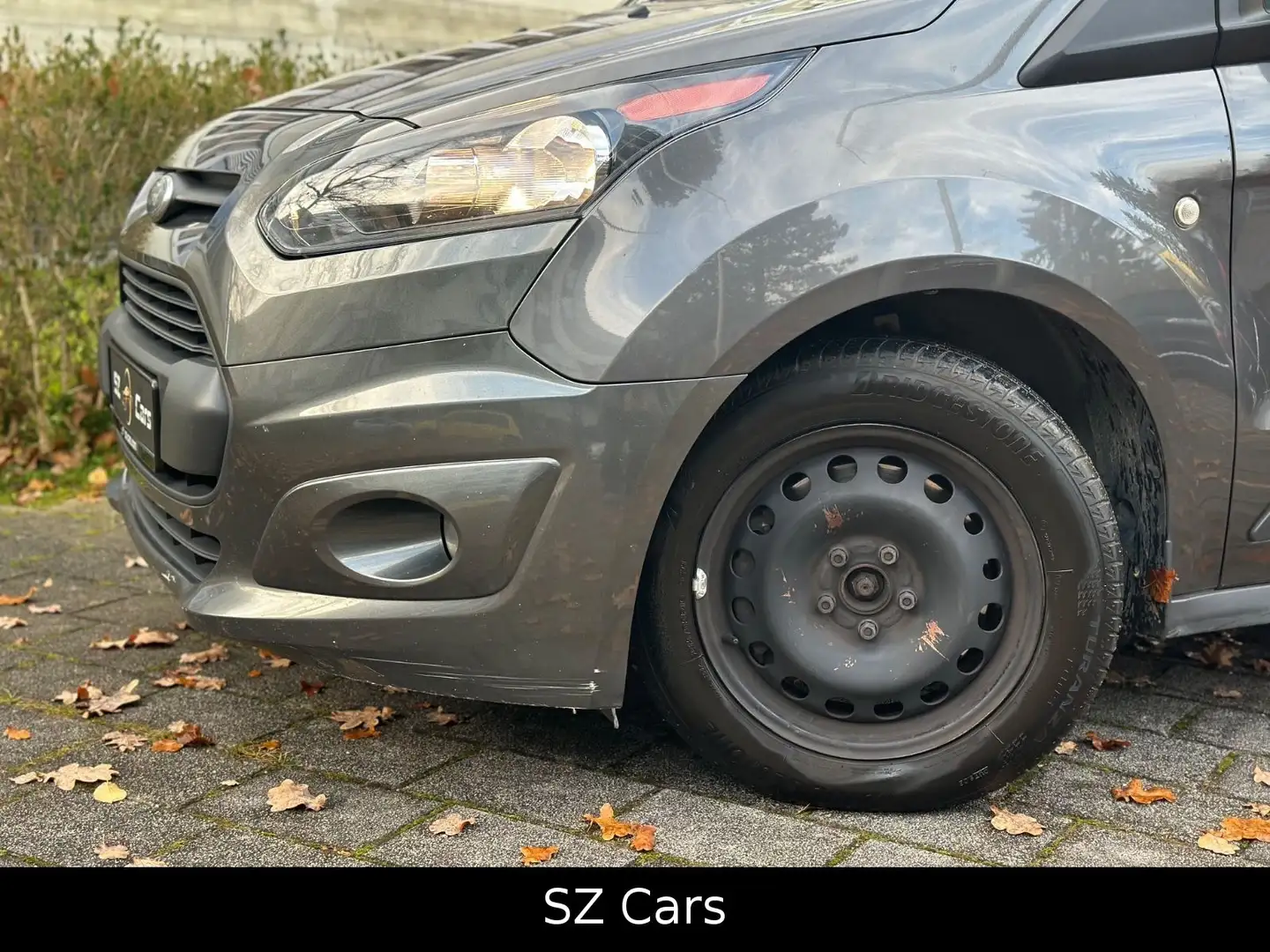 Ford Grand Tourneo Connect Trend*7 Sitzer* Grau - 2