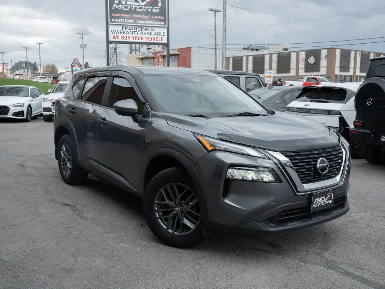 Nissan Rogue снимка Nissan Rogue