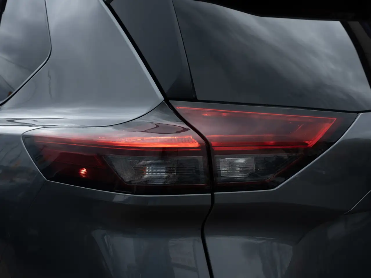 Nissan Rogue снимка Nissan Rogue