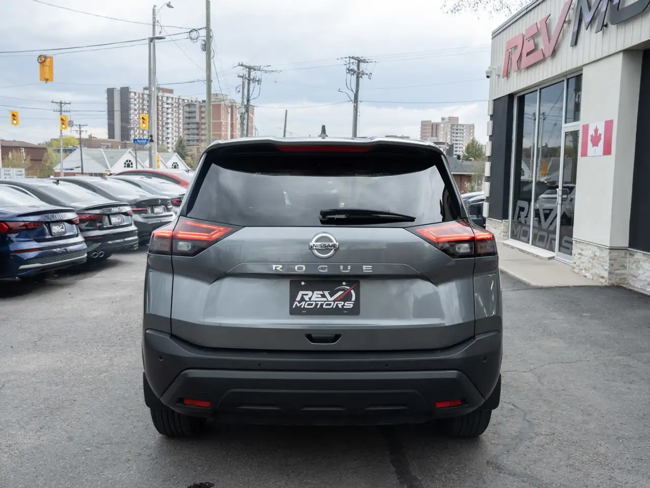 Nissan Rogue снимка Nissan Rogue