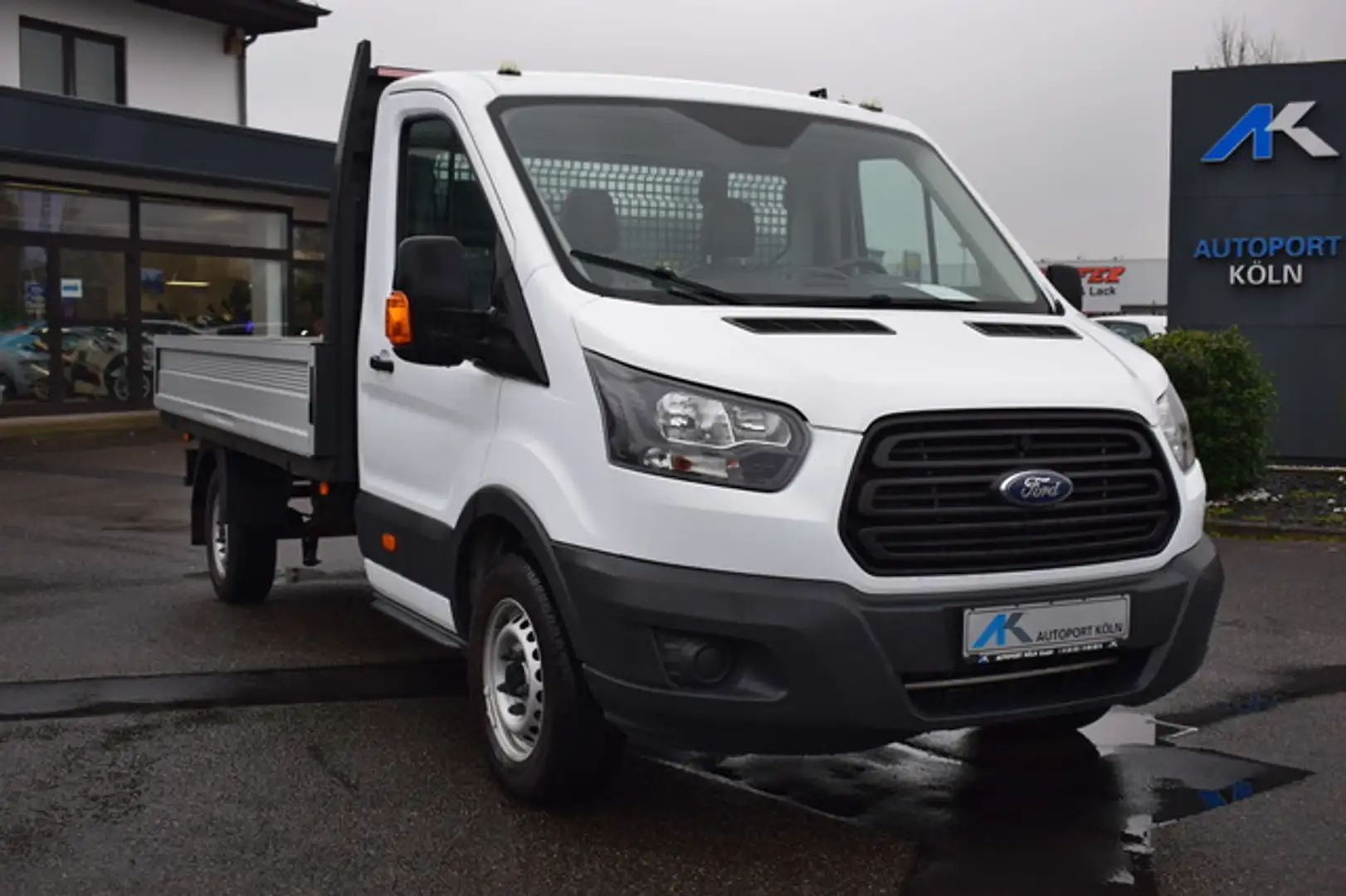 Ford Transit Weiß - 1