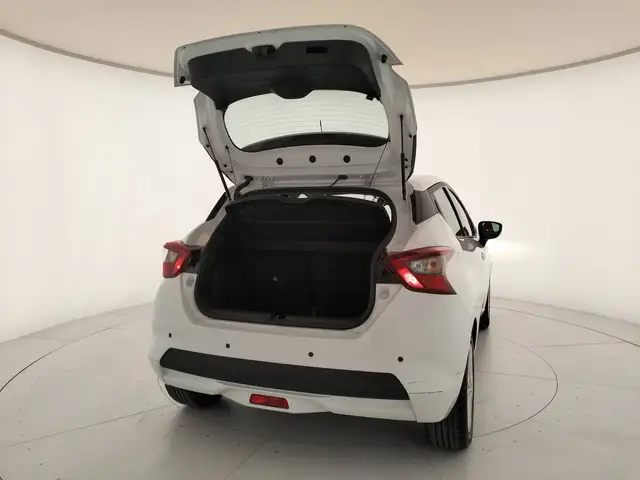 Nissan Micra view 14