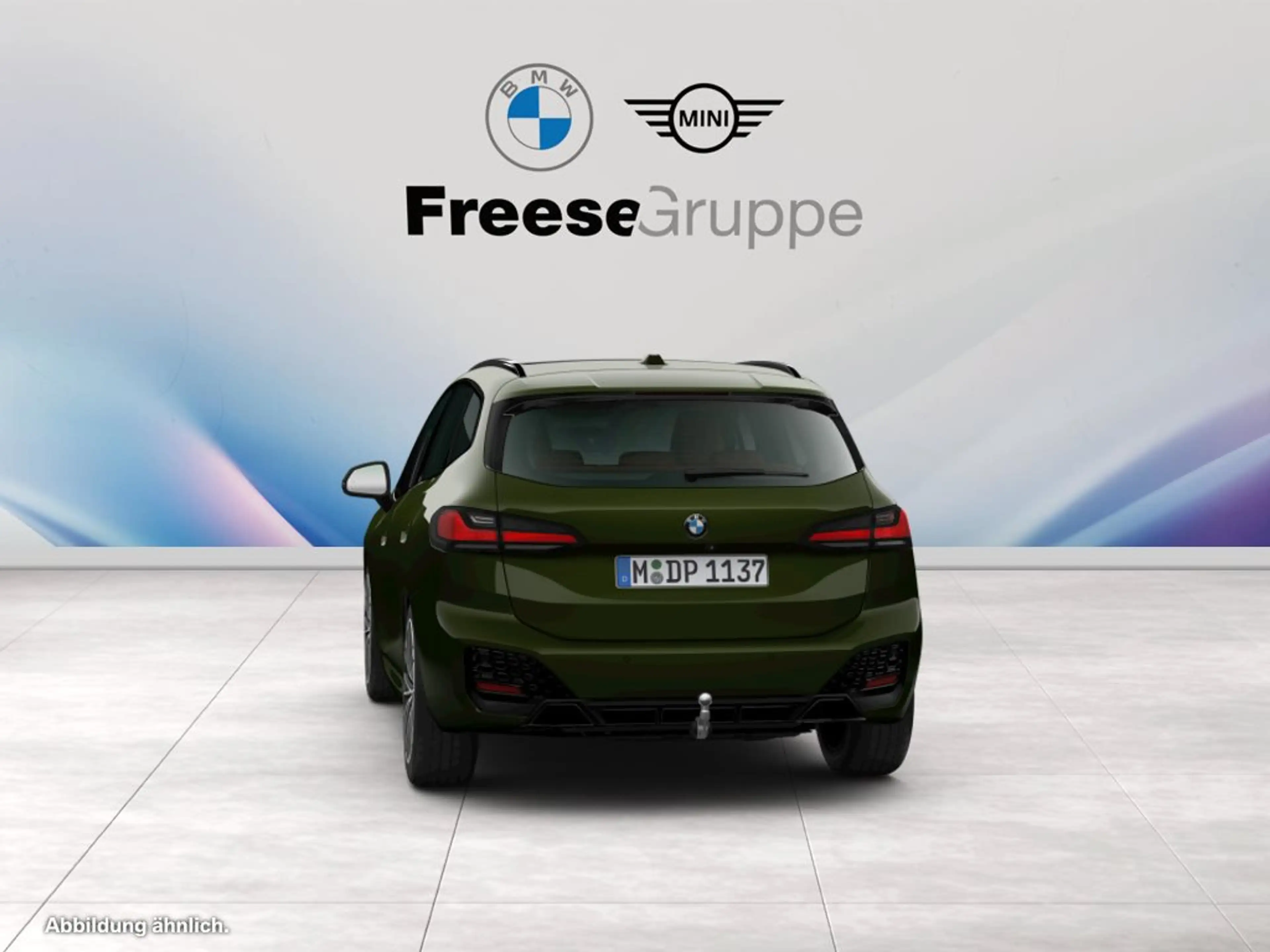 BMW 223 i xDrive — photo 7