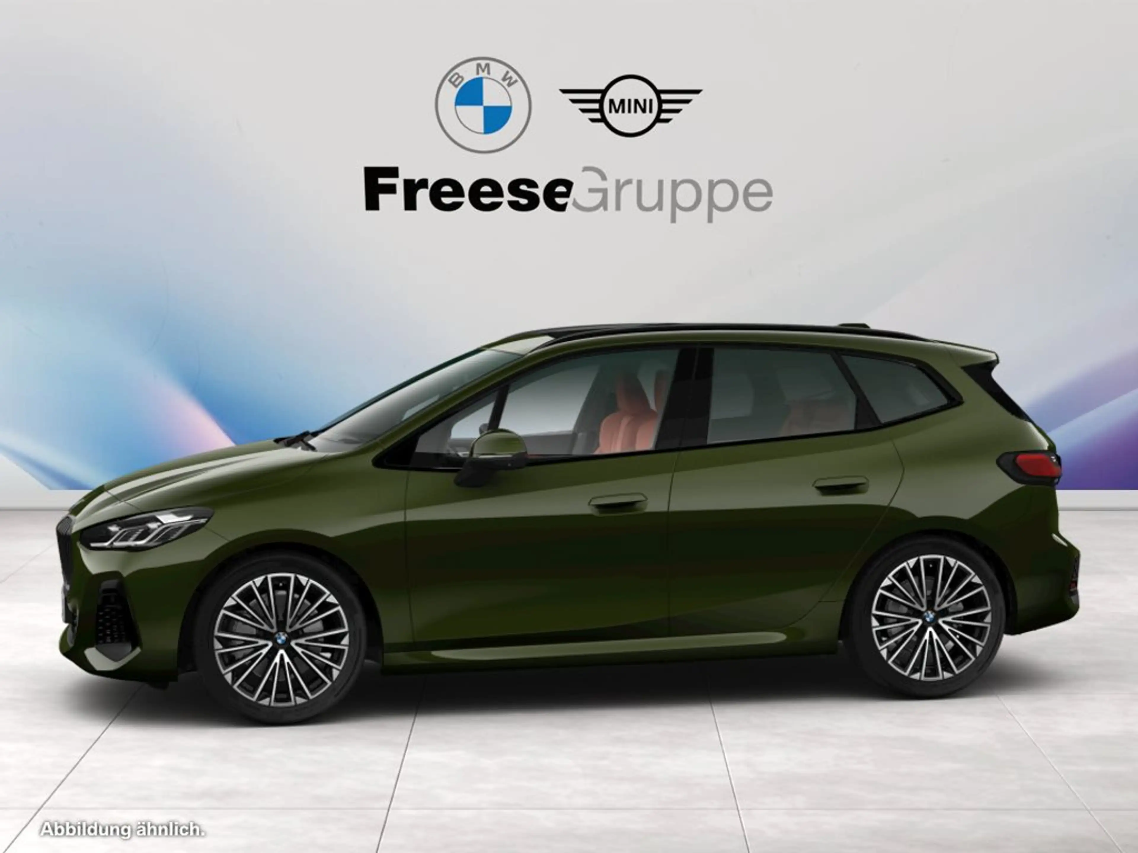BMW 223 i xDrive — photo 5
