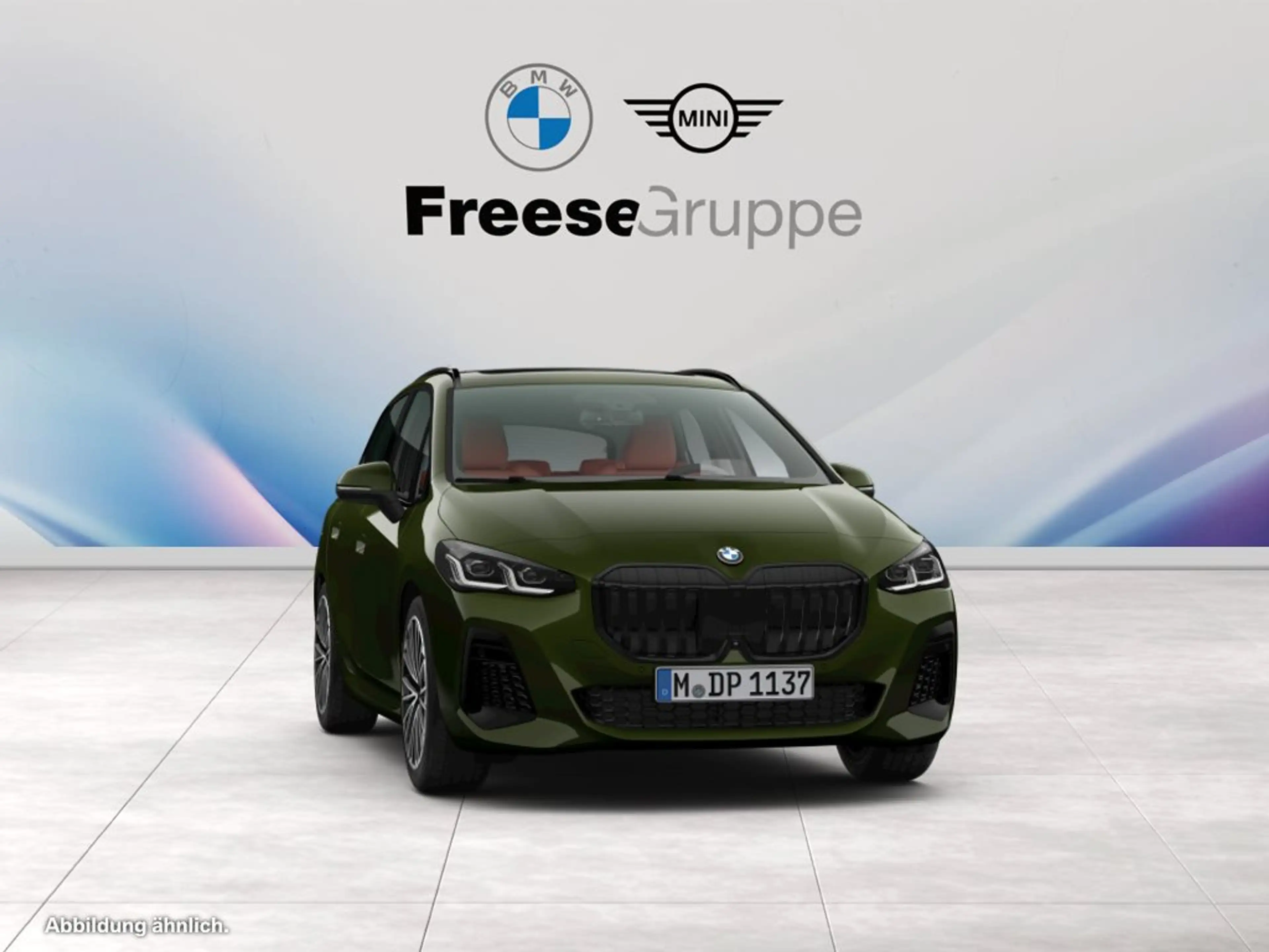BMW 223 i xDrive — photo 10
