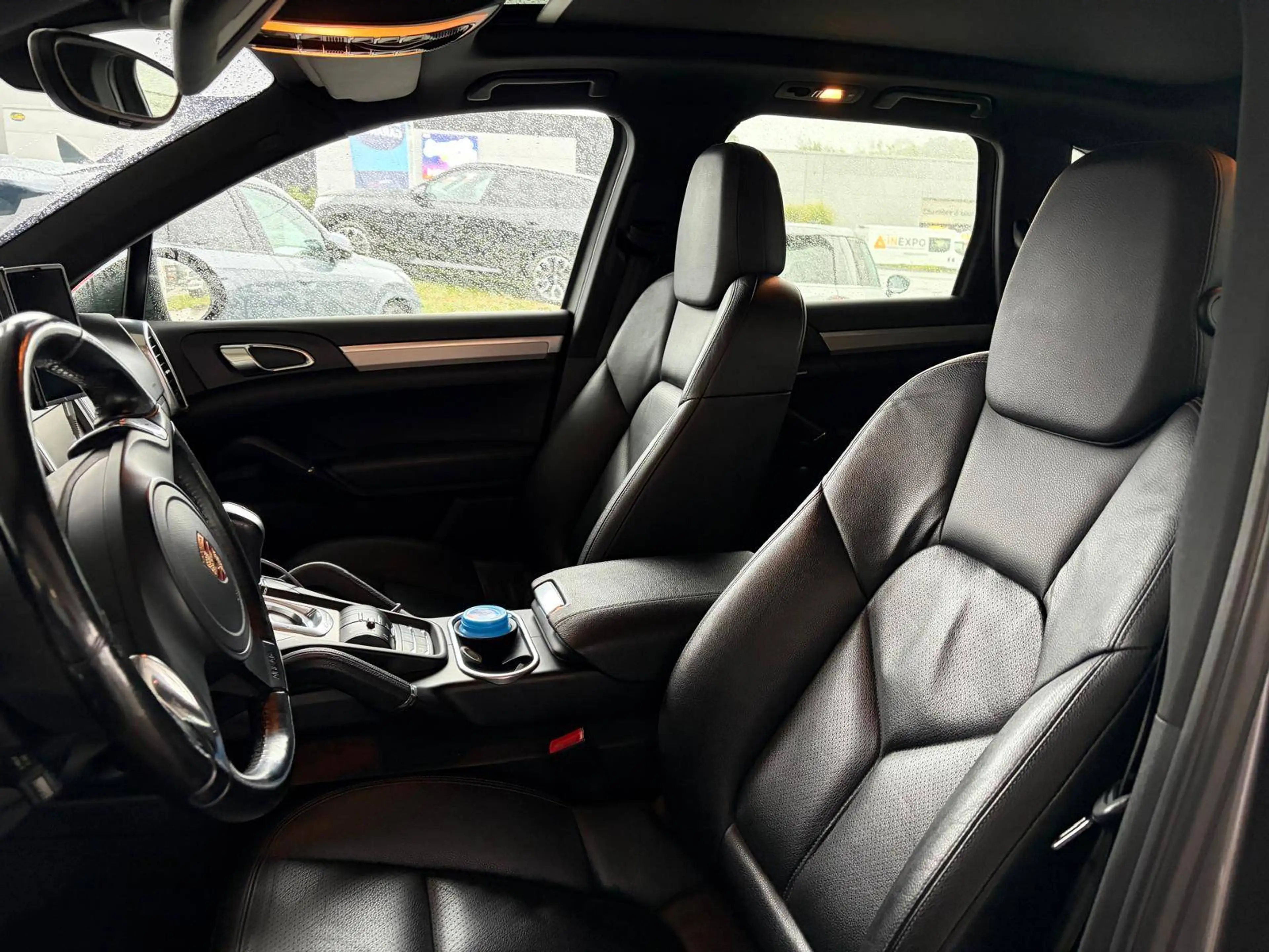 Porsche Cayenne Cayenne 3.0 D V6 Tiptronic S / TOIT PANO/ ETAT NEUF — photo 11