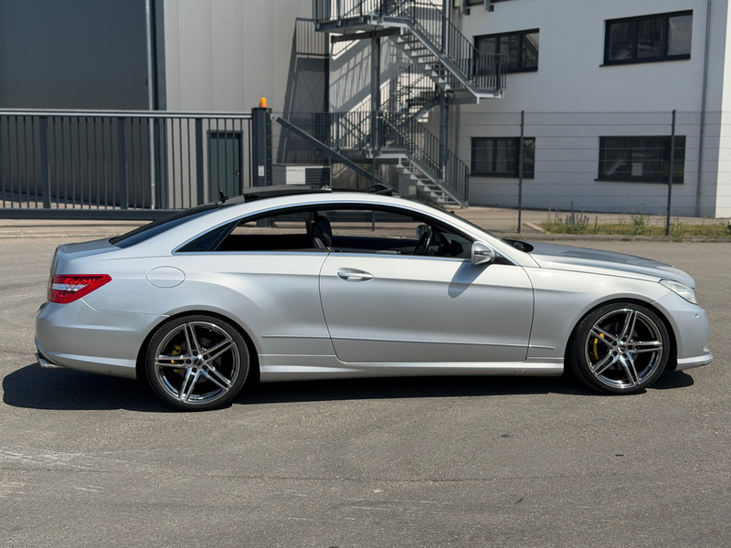 Mercedes-Benz E 350 Coupe CGI Coupe BlueEFFICIENCY 7G-TRONIC Avantgarde — photo 6