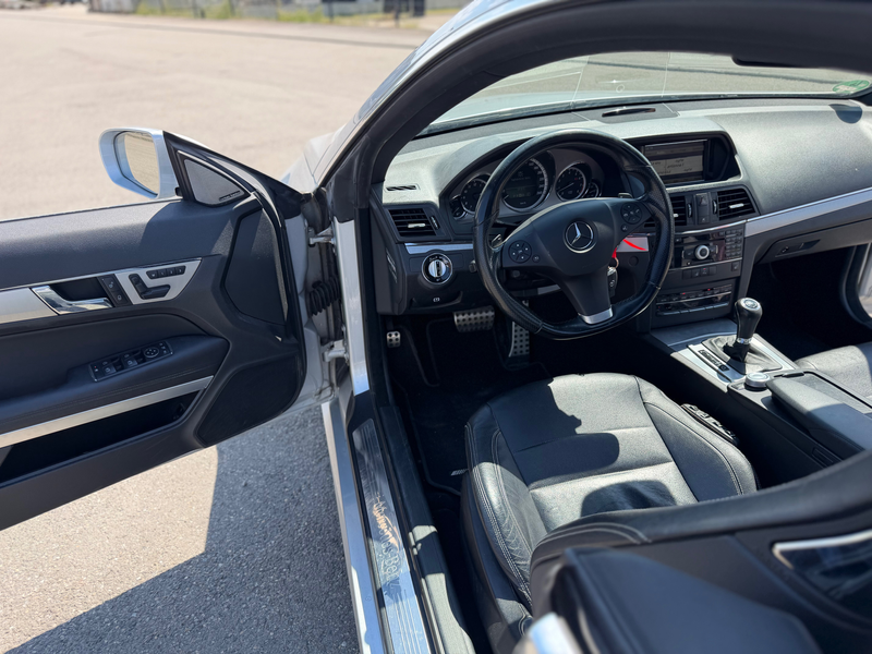 Mercedes-Benz E 350 Coupe CGI Coupe BlueEFFICIENCY 7G-TRONIC Avantgarde — photo 10