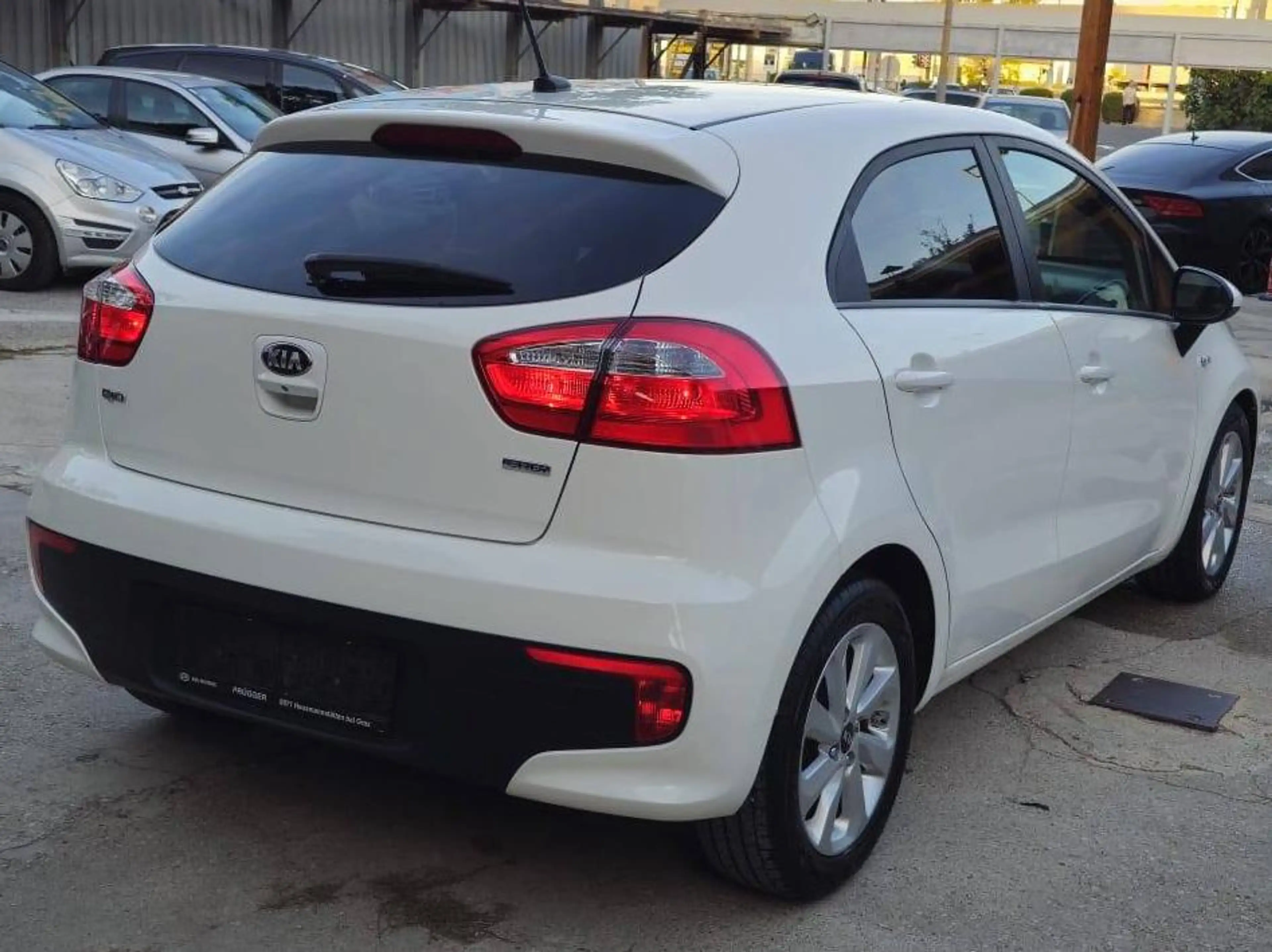 Kia Rio Spirit — photo 10