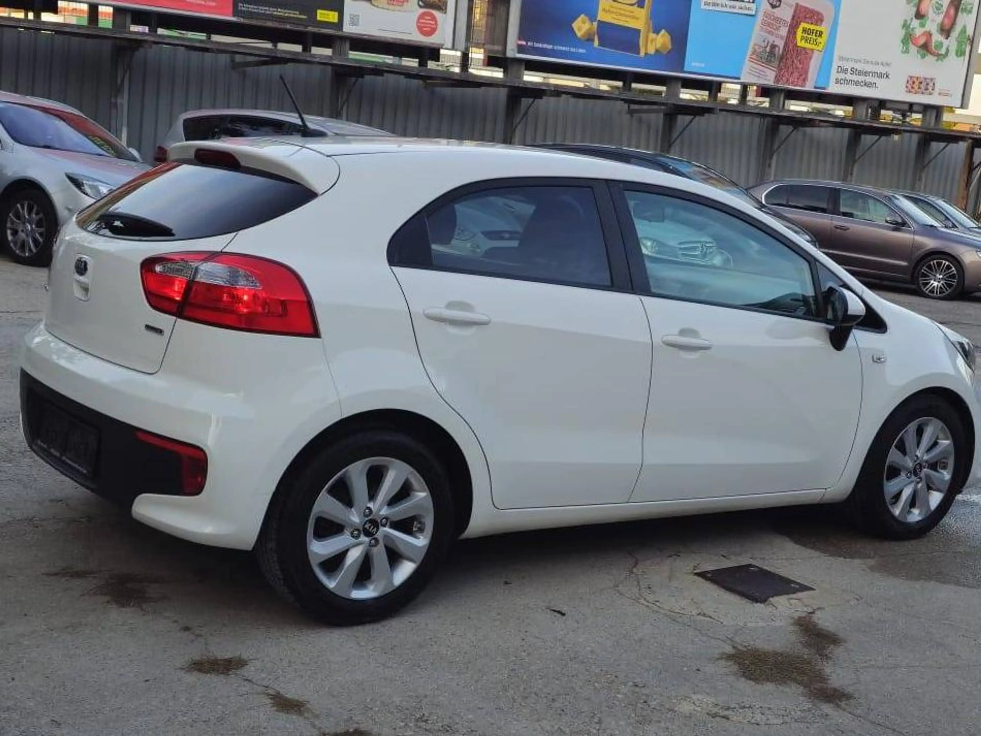 Kia Rio Spirit — photo 9