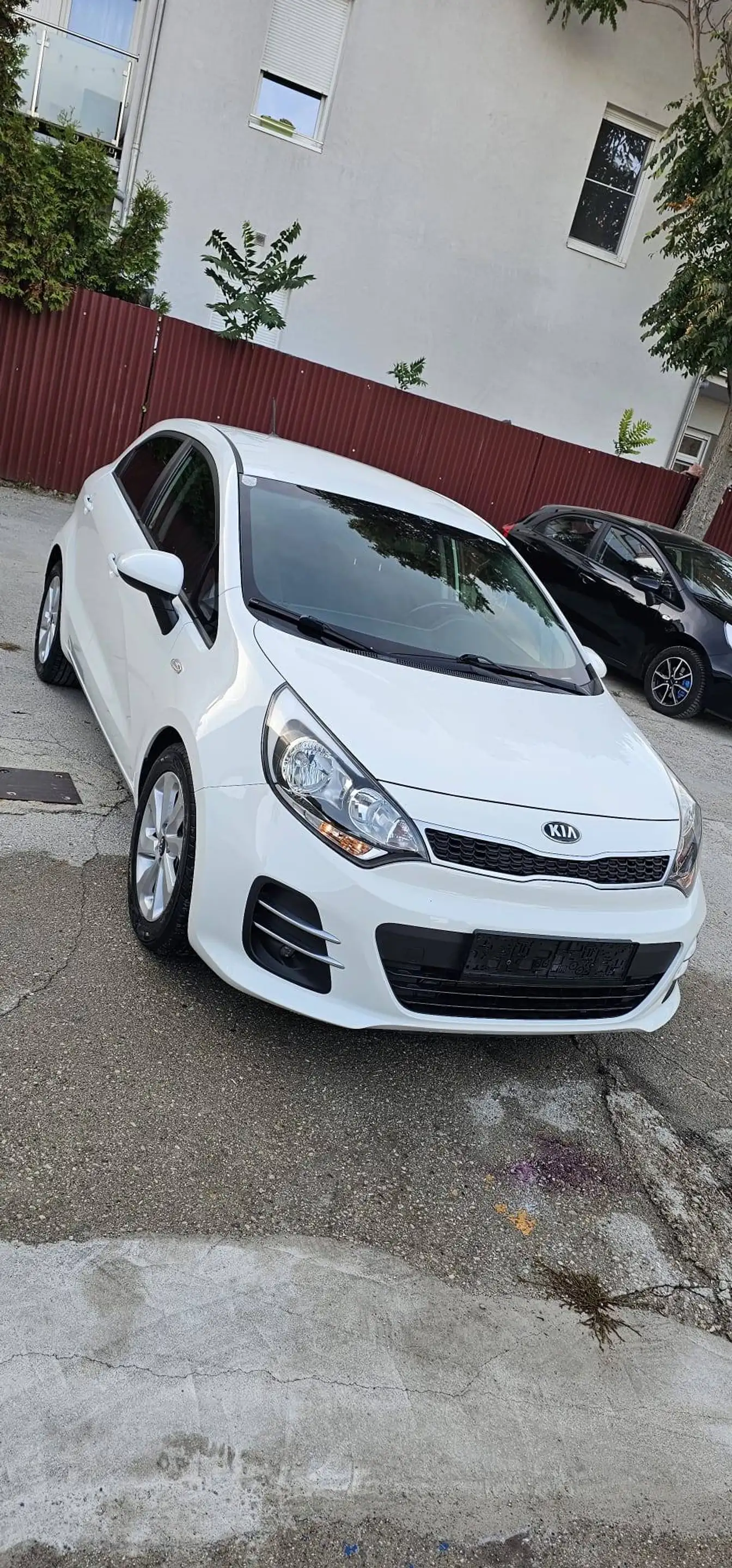 Kia Rio Spirit — photo 12