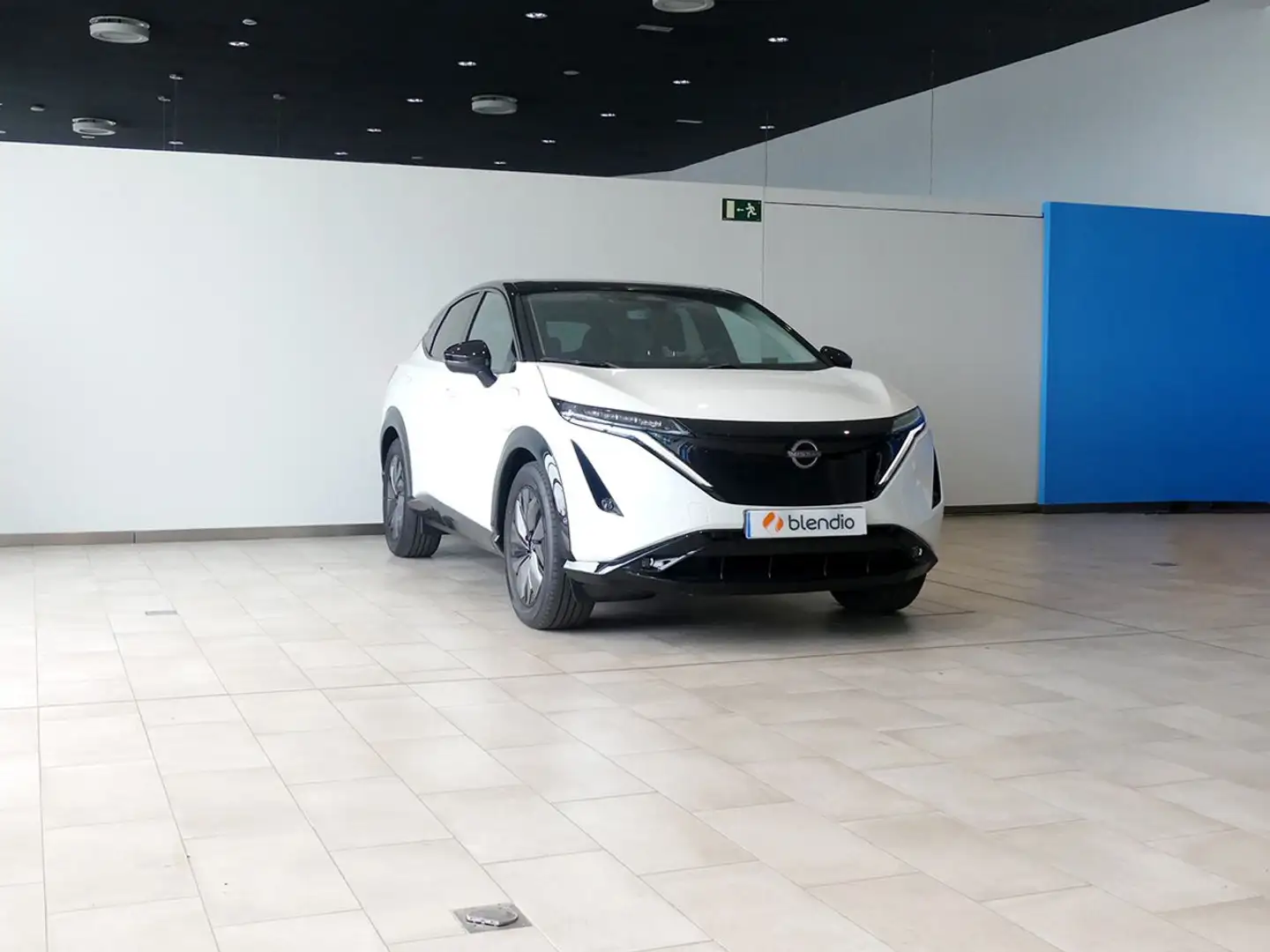 Nissan Ariya BEV E-4ORCE ADVANCE 22KW CHAR 306CV 5P Blanco - 2