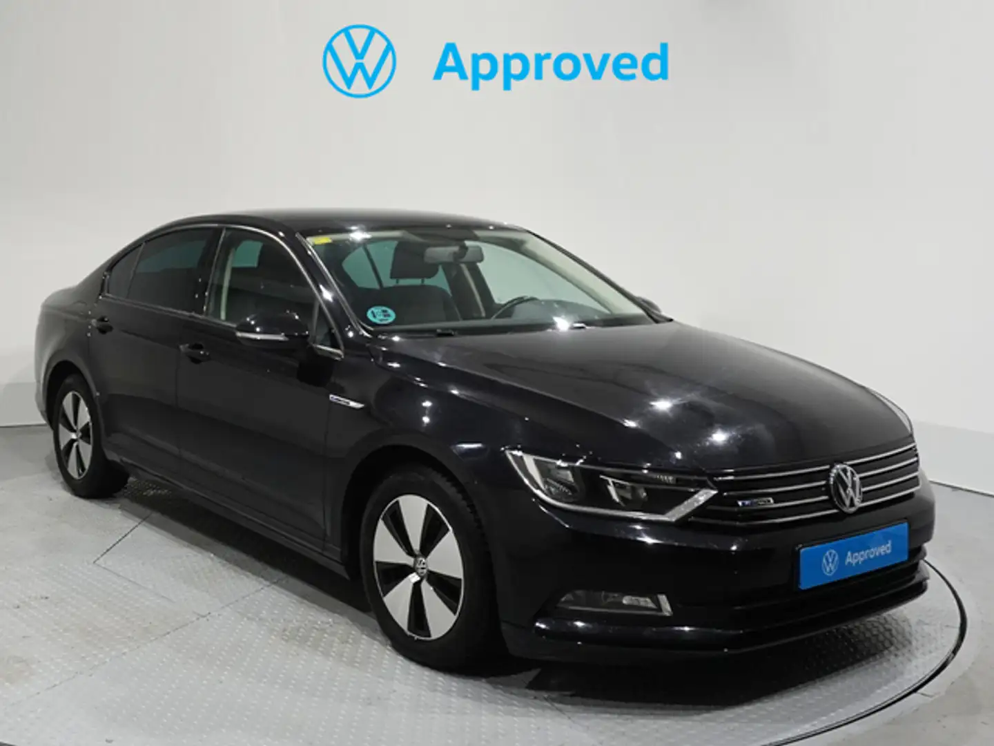 Volkswagen Passat 1.6TDI BMT Bluemotion 88kW Noir - 1