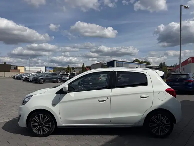 Mitsubishi Space Star view 4