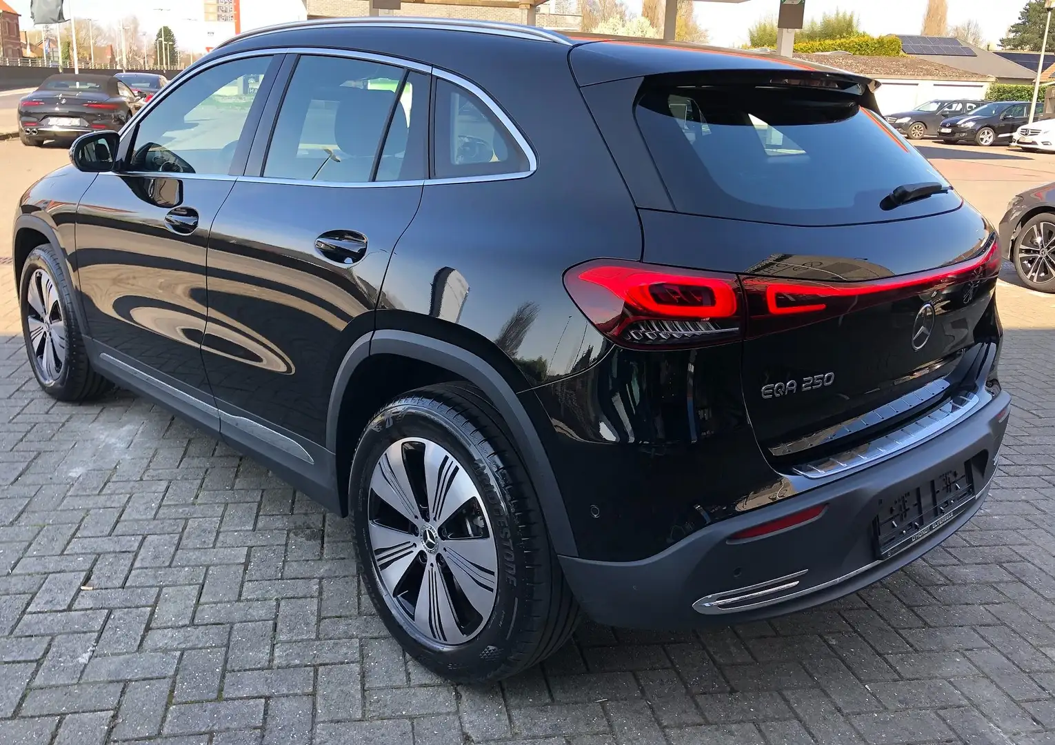 Mercedes-Benz EQA 250 Progressive | Camera | Dodehoek assist | Carplay Noir - 2