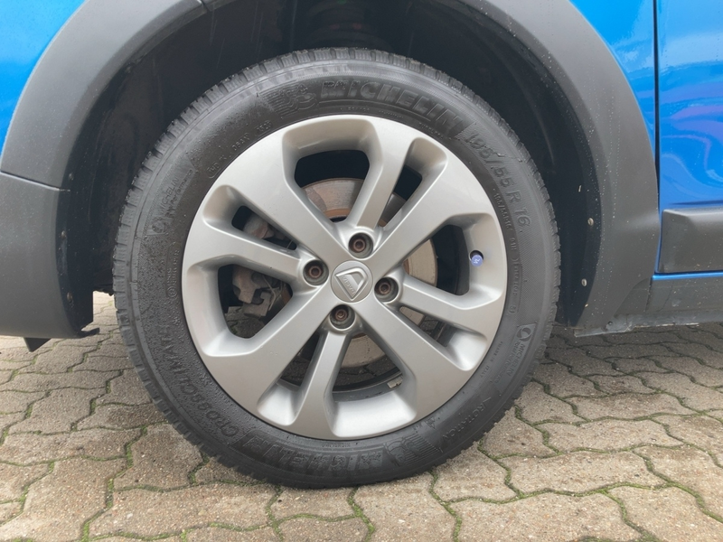 Dacia Lodgy Stepway 1.2 TCe 115 — photo 7