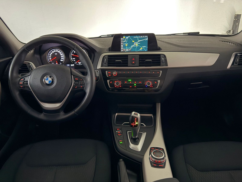 BMW 118 i Aut. Advantage/NAVI BUSINESS/KLIMAAUT./LED — photo 13