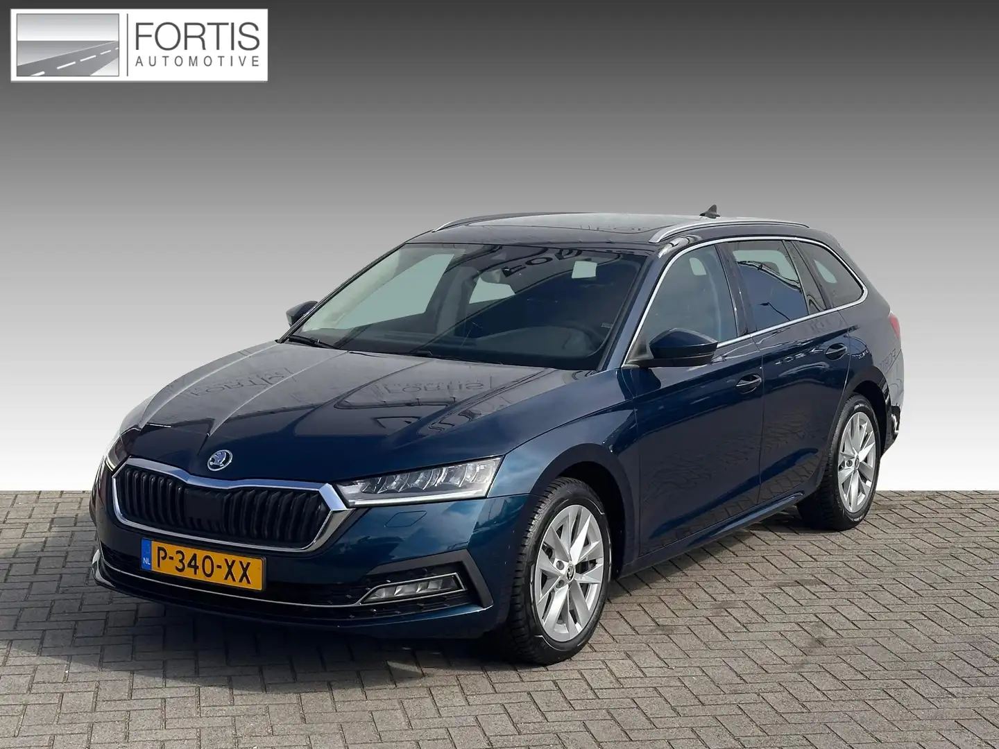 Skoda Octavia Combi 1.0 TSI Business Edition Plus NL-AUTO | PANO Blau - 1