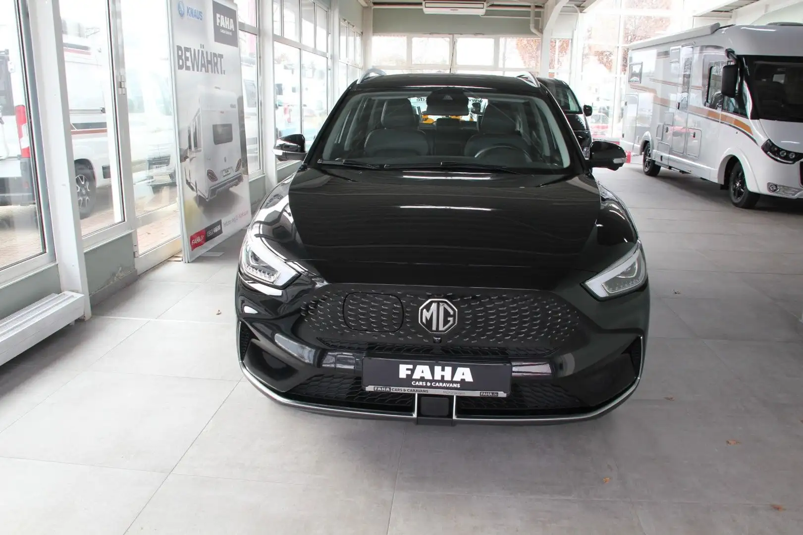 MG ZS EV Luxury Maximal Schwarz - 2