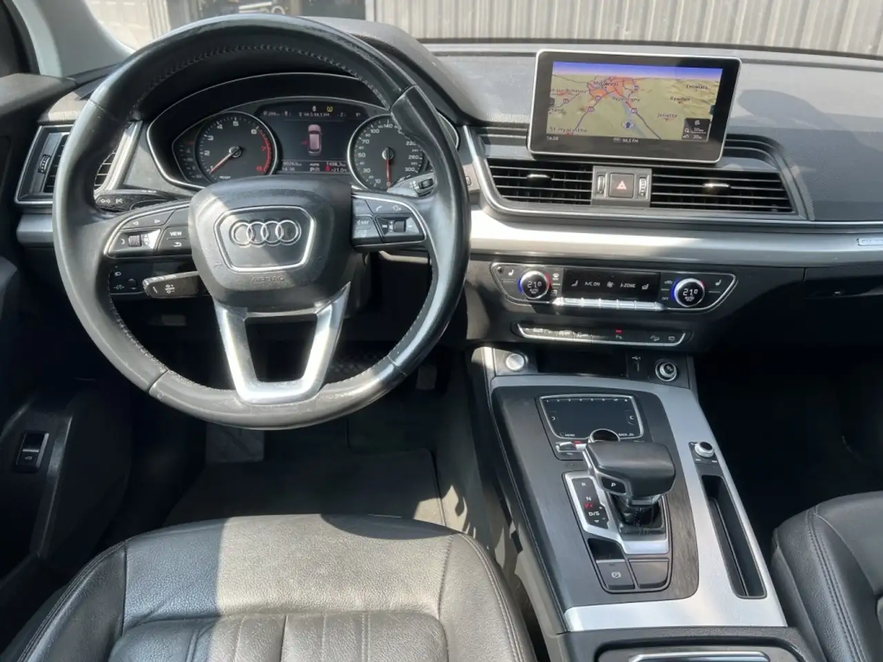 Audi Q5 снимка Audi Q5
