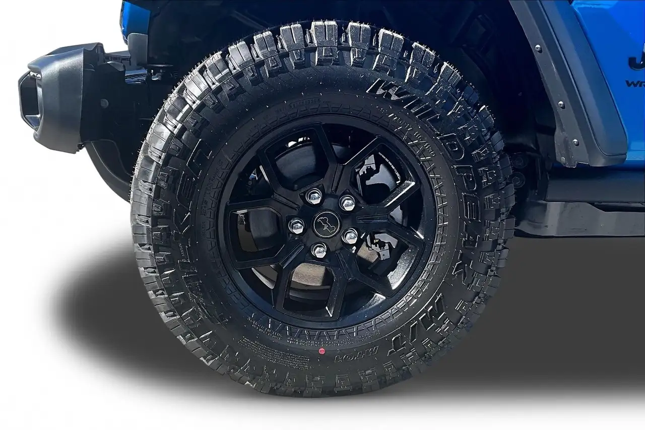 Jeep Wrangler снимка Jeep Wrangler