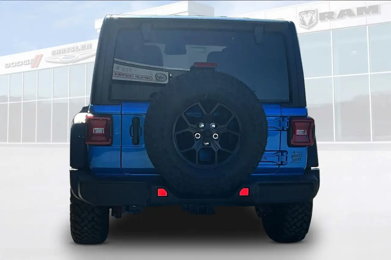 Jeep Wrangler снимка Jeep Wrangler