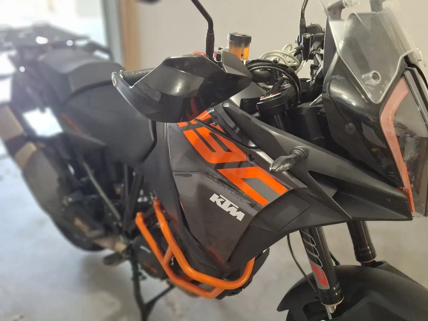 KTM 1290 Super Adventure Negro - 1