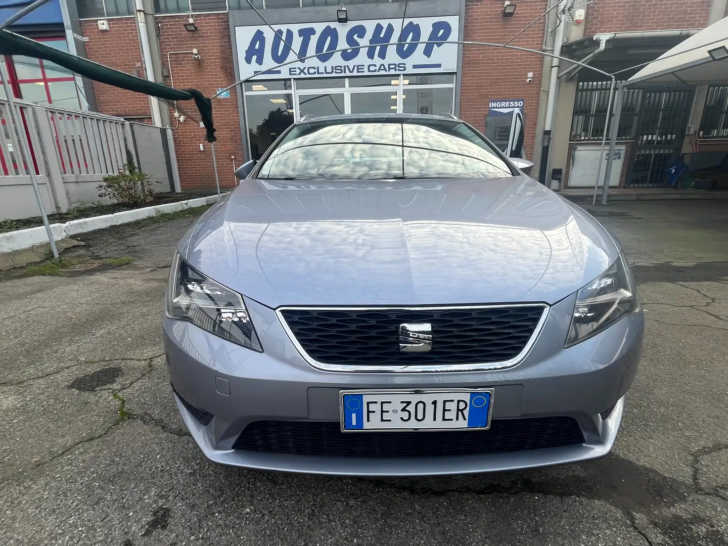 SEAT Leon Leon ST 1.6 tdi cr Business Led s Grigio - 2