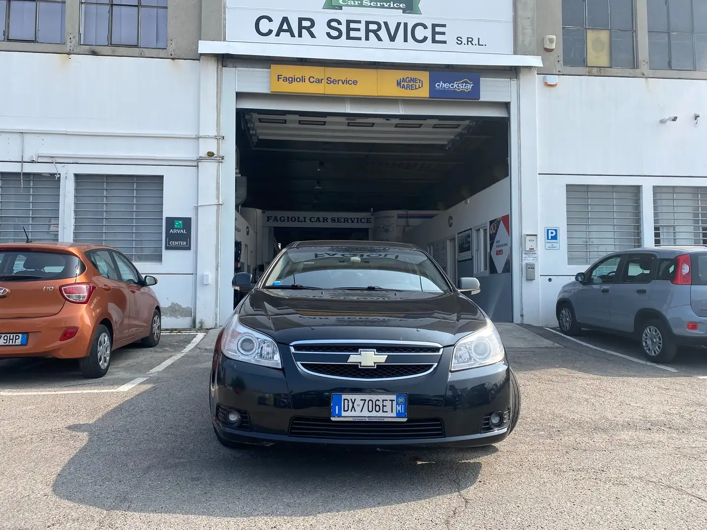 Chevrolet Epica Epica 2.0 24v LT ecologic Zwart - 1