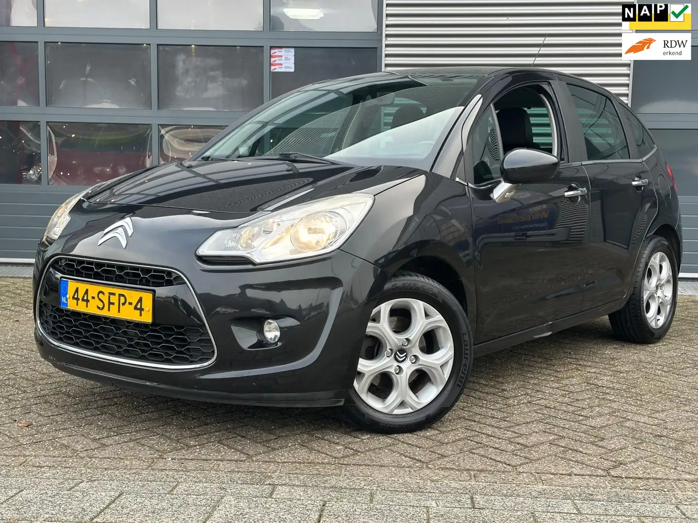 Citroen C3 1.6 VTi Exclusive | Navi | CRUISECR | Airco | NAP Noir - 1