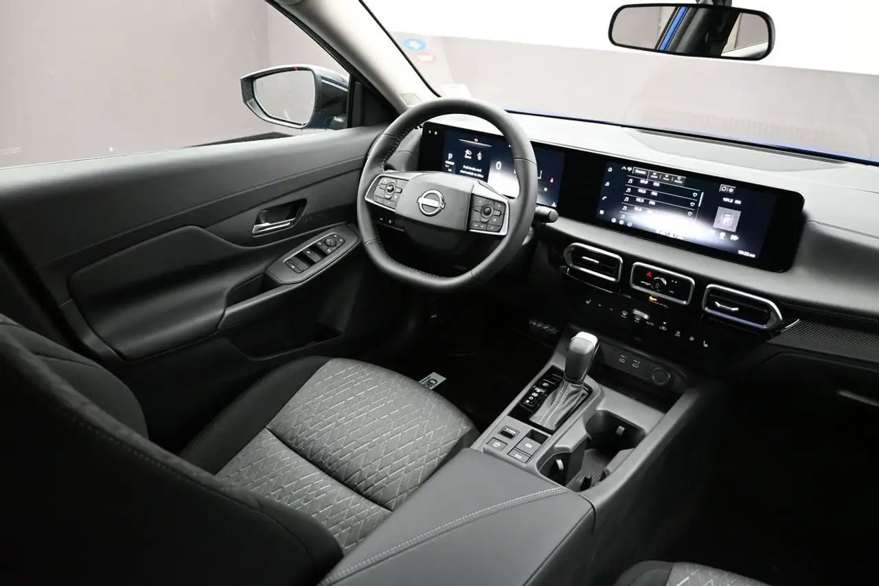 Nissan Sentra fotografie Nissan Sentra