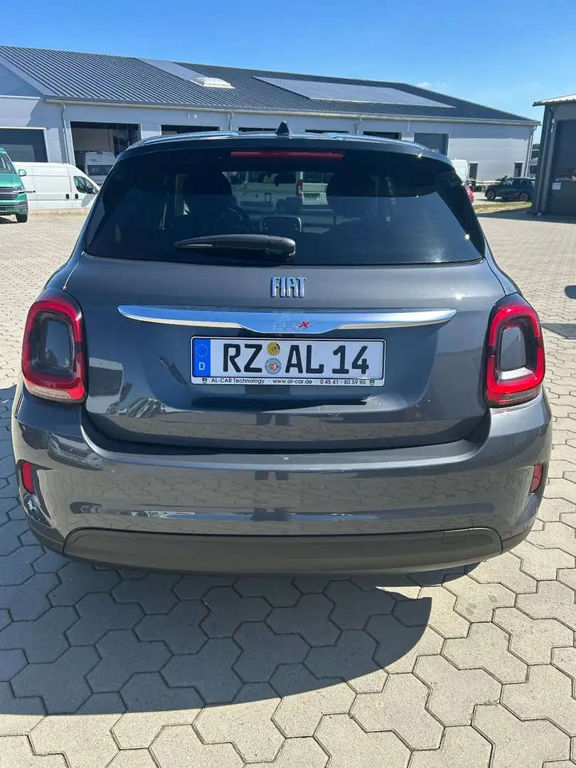 Fiat 500X HYBRID 1.5 GSE 96kW (130PS) Grau - 2