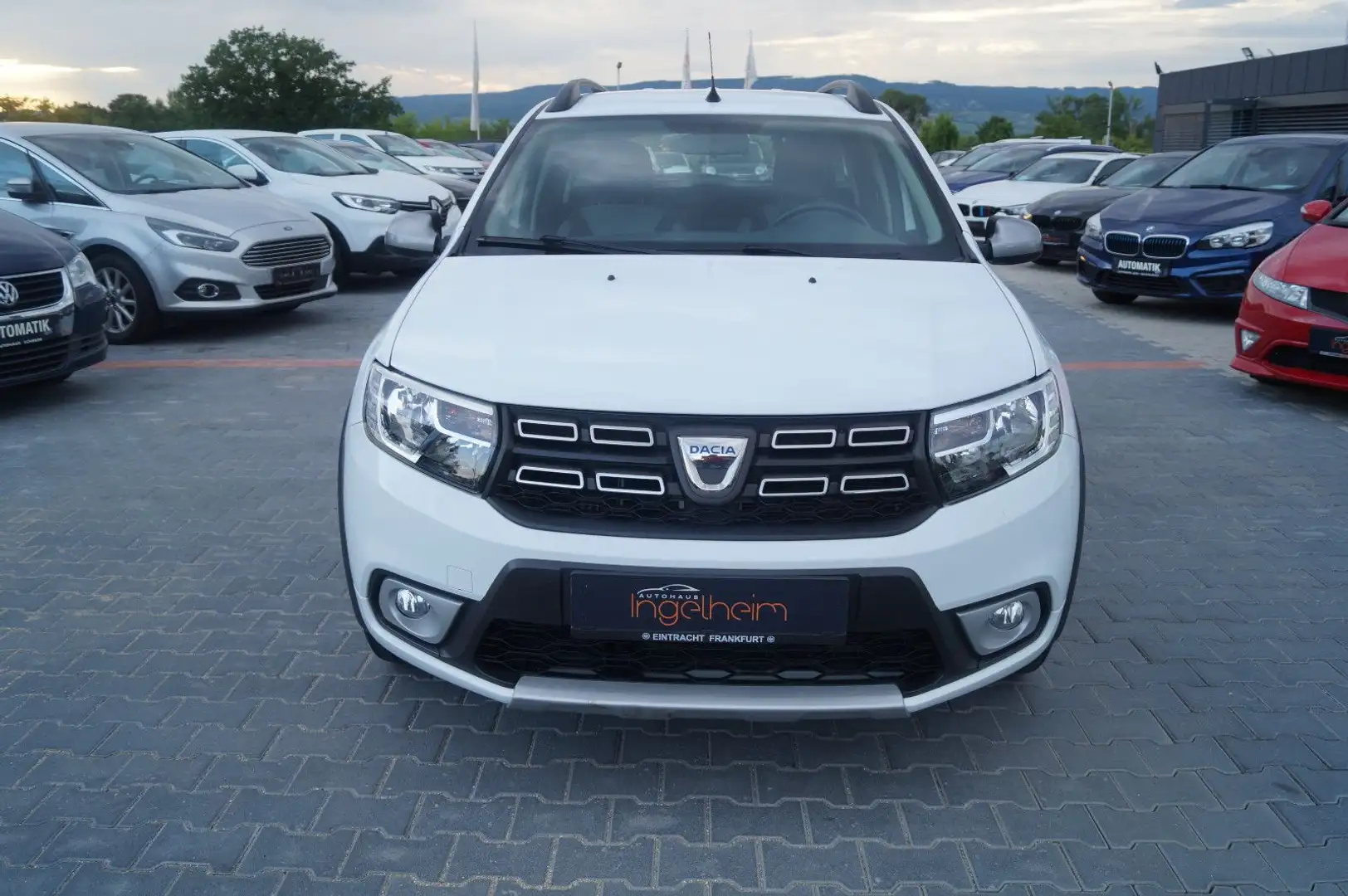 Dacia Logan MCV II Kombi Stepway Klima Navi PDC Tempom Weiß - 2